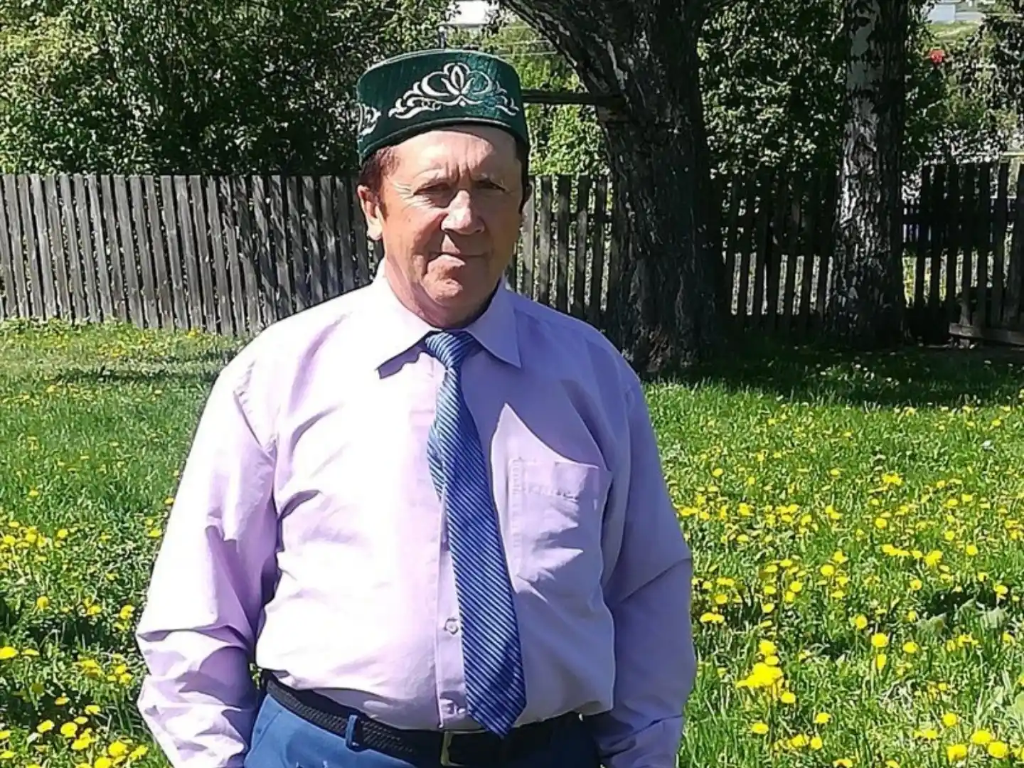 15нче көн. Таһир Шәмсуаров. Яз - рәссам.