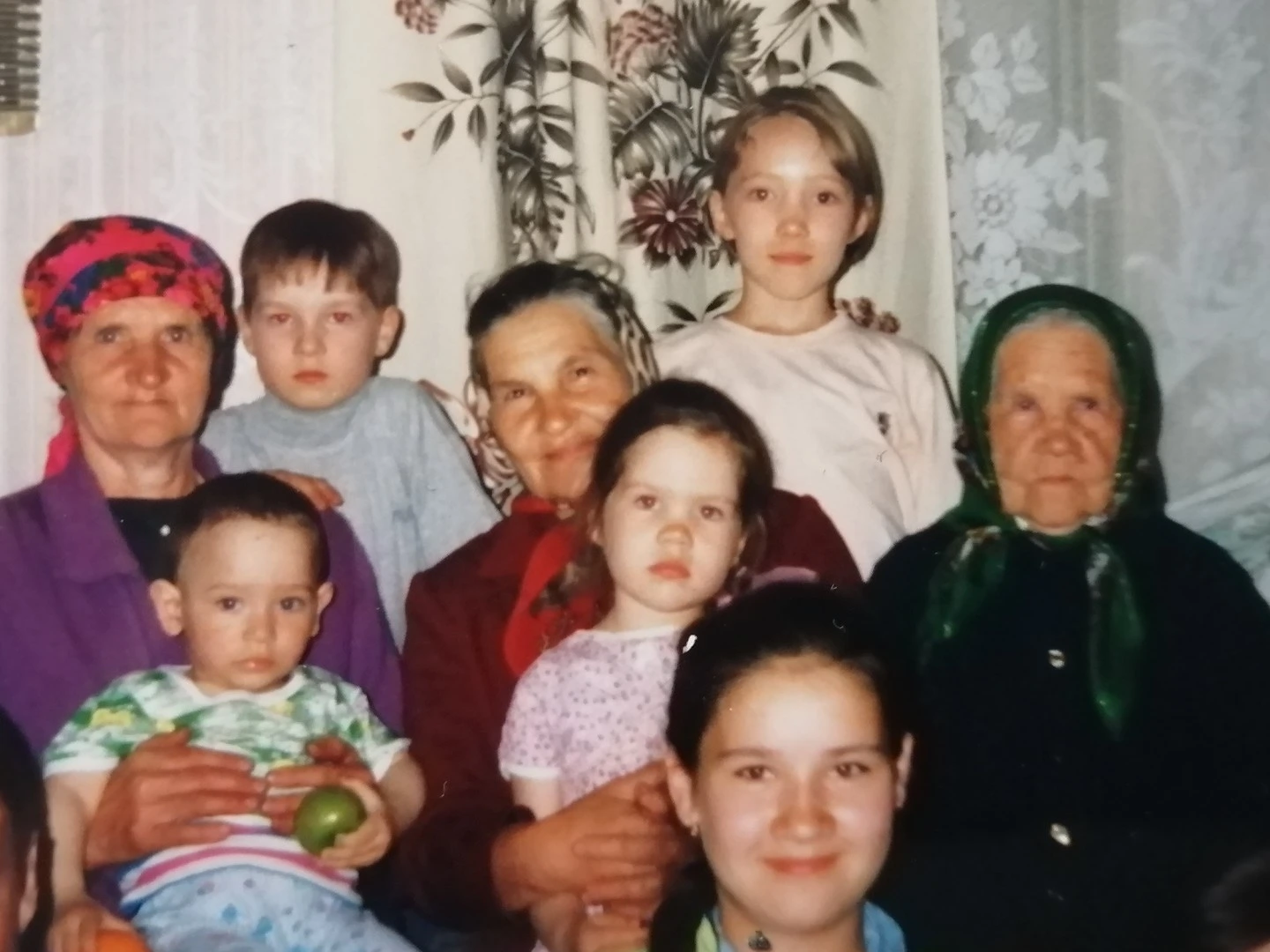 Әниләрнең әнисе. Таһир Шәмсуаров