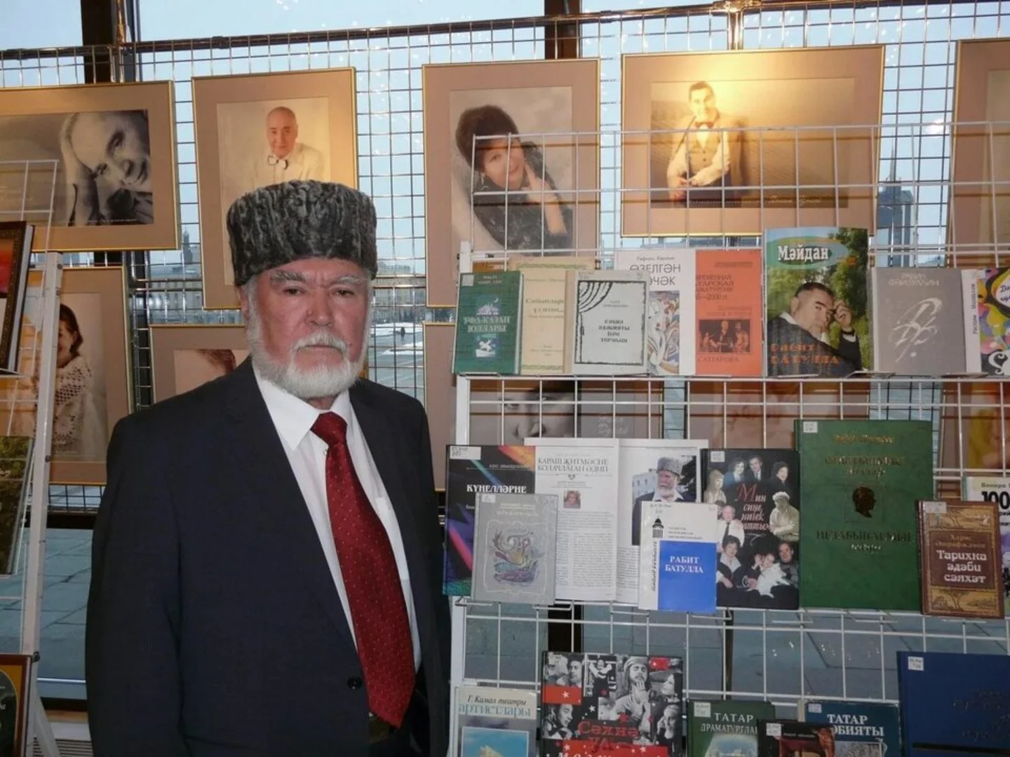 Рабит Батулла "Кичер мине әнкәй"